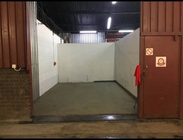 1,830M² WAREHOUSE FOR SALE IN WADEVILLE